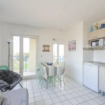 Chatelaillon-Plage : T2 Panoramique Sur La Mer Pour 2 Avec Piscine - Fr-1-535-2 Exterior photo